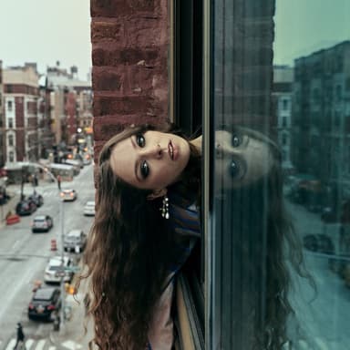 Sleep Tight · Holly Humberstone